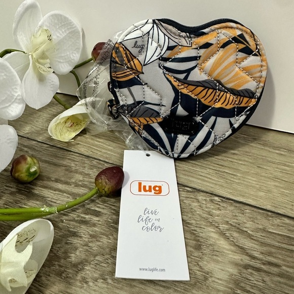 💛Lily White Leaf Print Pouch💛 - Picture 2 of 12